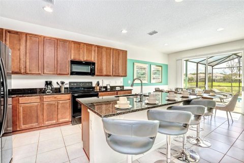 Villa ou maison à louer à Kissimmee, Floride: 6 chambres, 266.82 m2 № 2413439 - photo 3