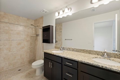 Купить виллу или дом в Кейп-Корал, Флорида 3 спальни, № 2026843 - фото 17