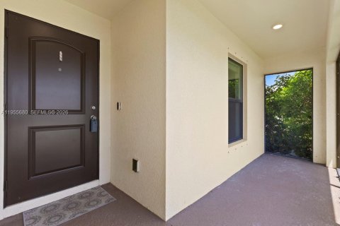 Купить виллу или дом в Кейп-Корал, Флорида 3 спальни, № 2026843 - фото 3