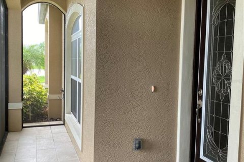 House in Polk City, Florida 2 bedrooms, 168.9 sq.m. № 1761957 - photo 5