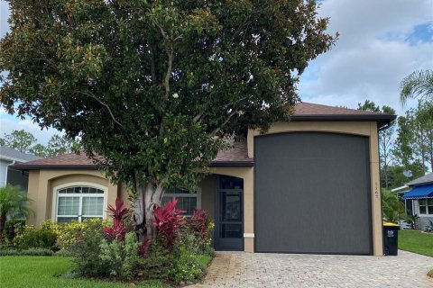 House in Polk City, Florida 2 bedrooms, 168.9 sq.m. № 1761957 - photo 1