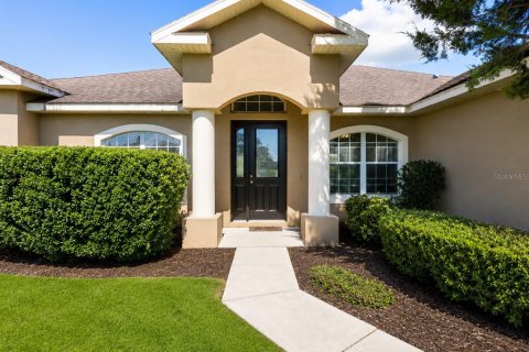 House in Ocala, Florida 3 bedrooms, 209.59 sq.m. № 2205455 - photo 3