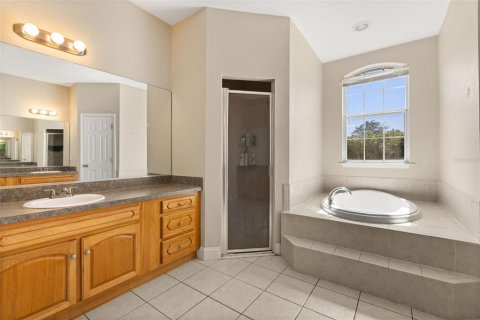 House in Ocala, Florida 3 bedrooms, 209.59 sq.m. № 2205455 - photo 29
