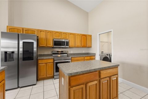 House in Ocala, Florida 3 bedrooms, 209.59 sq.m. № 2205455 - photo 23