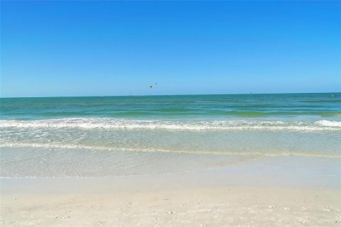Villa ou maison à louer à Sarasota, Floride: 4 chambres, 219.71 m2 № 2396892 - photo 11