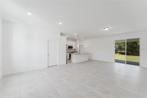 House in Ocala, Florida 4 bedrooms, 154.22 sq.m. № 1385295 - photo 2
