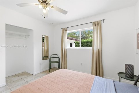 Casa en venta en North Miami, Florida, 4 dormitorios, 166.95 m2 № 2009820 - foto 30