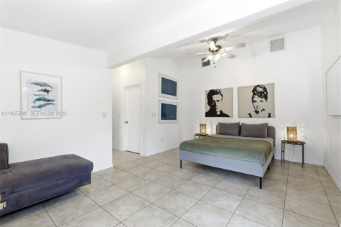 Casa en venta en North Miami, Florida, 4 dormitorios, 166.95 m2 № 2009820 - foto 18