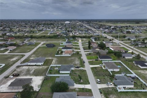Terrain à vendre à Cape Coral, Floride № 2221223 - photo 20