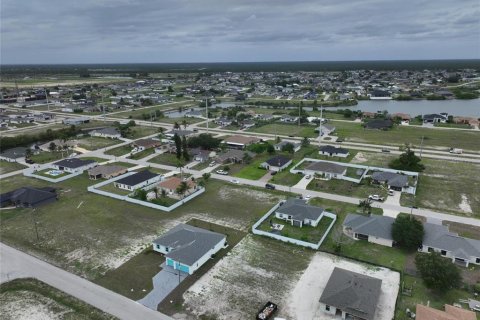 Terrain à vendre à Cape Coral, Floride № 2221223 - photo 18