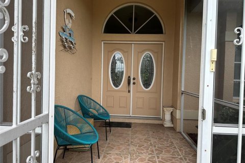 House in Port Charlotte, Florida 3 bedrooms, 197.51 sq.m. № 1851356 - photo 2