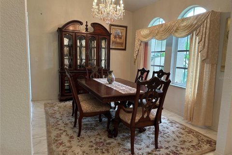 House in Port Charlotte, Florida 3 bedrooms, 197.51 sq.m. № 1851356 - photo 4