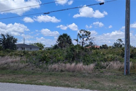 Terrain à Port Charlotte, Floride № 2162178