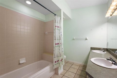 Copropriété à vendre à Leesburg, Floride: 3 chambres, 177.26 m2 № 1800098 - photo 29