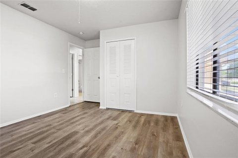 House in Deltona, Florida 3 bedrooms, 123.75 sq.m. № 2396339 - photo 25