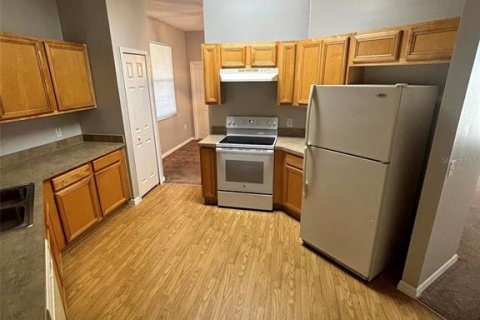 House in Poinciana, Florida 3 bedrooms, 172.33 sq.m. № 2402726 - photo 6