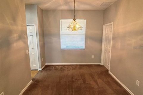 House in Poinciana, Florida 3 bedrooms, 172.33 sq.m. № 2402726 - photo 5