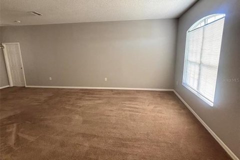 House in Poinciana, Florida 3 bedrooms, 172.33 sq.m. № 2402726 - photo 8