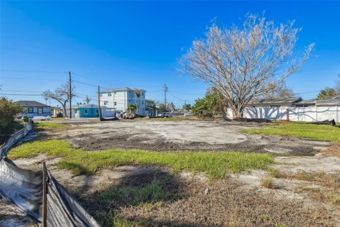 Land in Madeira Beach, Florida № 1419532 - photo 8
