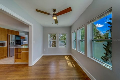 Casa en venta en Saint Petersburg, Florida, 3 dormitorios, 178.37 m2 № 1837714 - foto 17