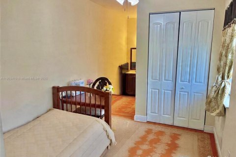 Снять в аренду виллу или дом в Мирамар, Флорида 7 спален, 323.39м2, № 2013393 - фото 12