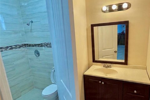 Снять в аренду виллу или дом в Мирамар, Флорида 7 спален, 323.39м2, № 2013393 - фото 15