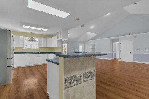 Villa ou maison à vendre à Haines City, Floride: 3 chambres, 242.66 m2 № 1837748 - photo 9