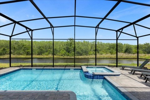 Villa ou maison à vendre à Kissimmee, Floride: 8 chambres, 371.05 m2 № 2211101 - photo 21