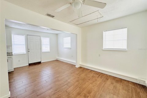 Casa en alquiler en Winter Haven, Florida, 1 dormitorio, 51.1 m2 № 1900774 - foto 4