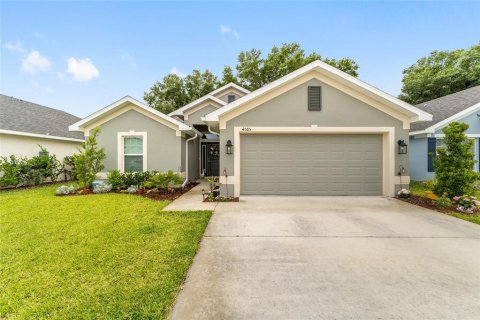 House in Ocala, Florida 4 bedrooms, 152.27 sq.m. № 2152189 - photo 3