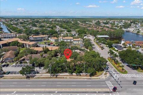 Condo in Tampa, Florida, 2 bedrooms  № 2196176 - photo 29