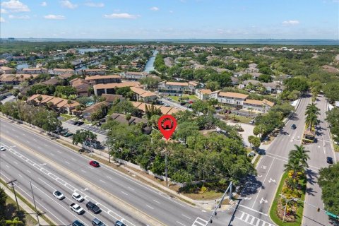 Condo in Tampa, Florida, 2 bedrooms  № 2196176 - photo 30