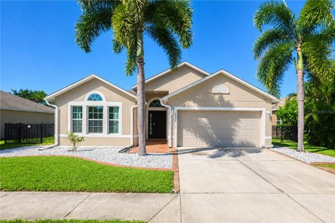Casa en Port Charlotte, Florida 3 dormitorios, 174.1 m2 № 2363240
