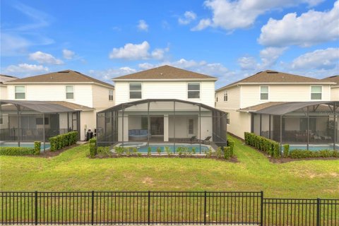 Casa en venta en Davenport, Florida, 6 dormitorios, 288.74 m2 № 2387440 - foto 7