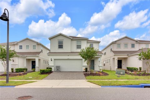 Casa en Davenport, Florida 6 dormitorios, 288.74 m2 № 2387440