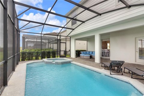 Casa en venta en Davenport, Florida, 6 dormitorios, 288.74 m2 № 2387440 - foto 4