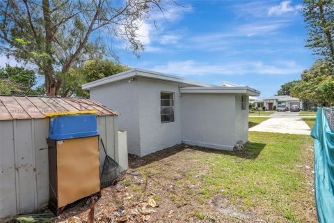 Casa en venta en Oakland Park, Florida, 3 dormitorios, 129.97 m2 № 2034243 - foto 28
