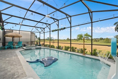 Villa ou maison à vendre à Clermont, Floride: 10 chambres, 406.54 m2 № 2135687 - photo 25