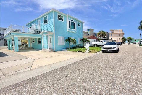 Villa ou maison à louer à Redington Shores, Floride: 2 chambres, 104.79 m2 № 2416711 - photo 24