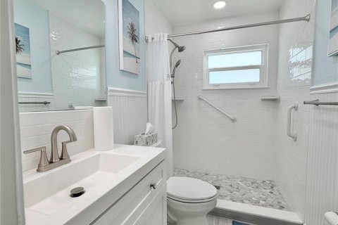 Villa ou maison à louer à Redington Shores, Floride: 2 chambres, 104.79 m2 № 2416711 - photo 18