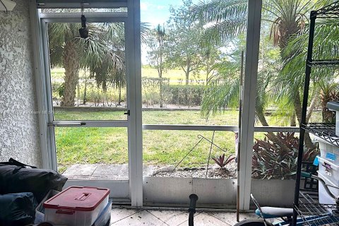 Copropriété à vendre à Deerfield Beach, Floride: 2 chambres, 99.41 m2 № 1954158 - photo 17