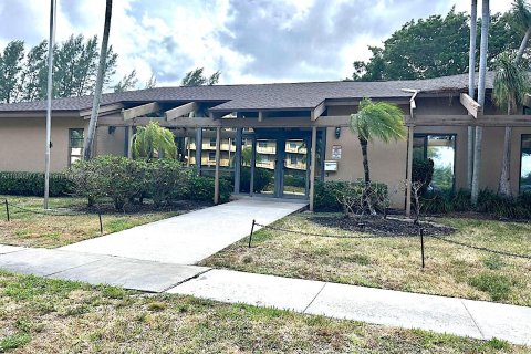 Copropriété à vendre à Deerfield Beach, Floride: 2 chambres, 99.41 m2 № 1954158 - photo 19