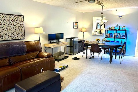 Copropriété à vendre à Deerfield Beach, Floride: 2 chambres, 99.41 m2 № 1954158 - photo 9