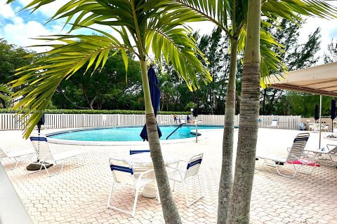 Copropriété à vendre à Deerfield Beach, Floride: 2 chambres, 99.41 m2 № 1954158 - photo 20