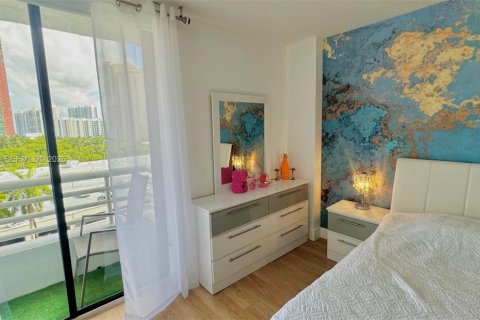 Copropriété à vendre à Aventura, Floride: 2 chambres, 98.66 m2 № 2064365 - photo 20