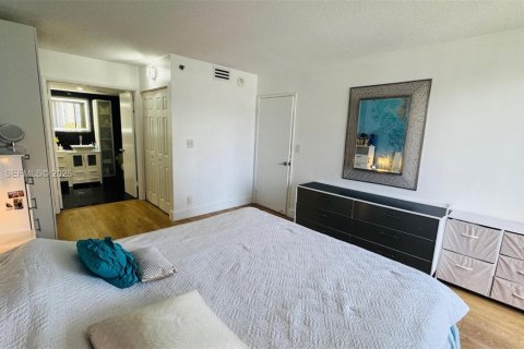 Copropriété à vendre à Aventura, Floride: 2 chambres, 98.66 m2 № 2064365 - photo 27