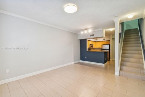 Adosado en alquiler en Aventura, Florida, 1 dormitorio, 79.8 m2 № 1988193 - foto 15