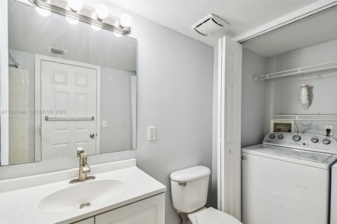 Adosado en alquiler en Aventura, Florida, 1 dormitorio, 79.8 m2 № 1988193 - foto 23