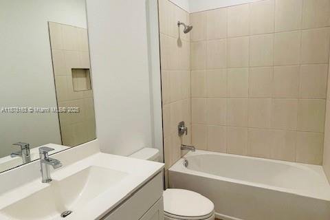 Touwnhouse à louer à Pembroke Pines, Floride: 4 chambres № 1980897 - photo 6