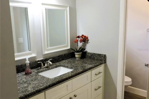House in Casselberry, Florida 4 bedrooms, 163.79 sq.m. № 1805637 - photo 8